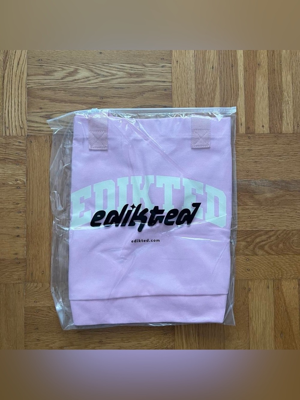 Edikted Tote Bag